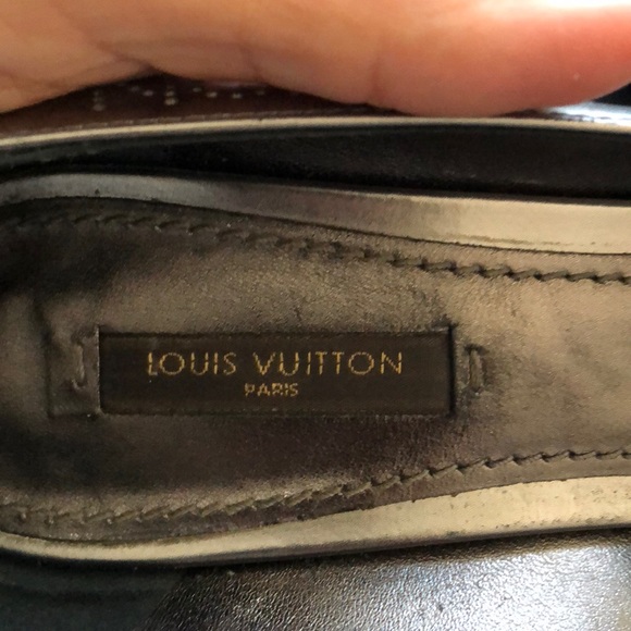 Louis Vuitton Frivolous Pump - Picture 6 of 10